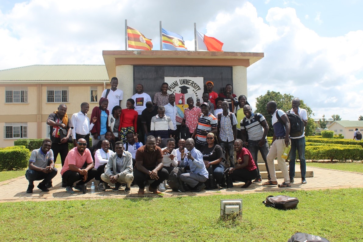 Participants with their facilitators at the end of the 2nd week of the DES academy